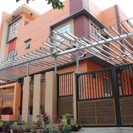 Anicia Guesthouse Rooms Paranaque City Exterior photo