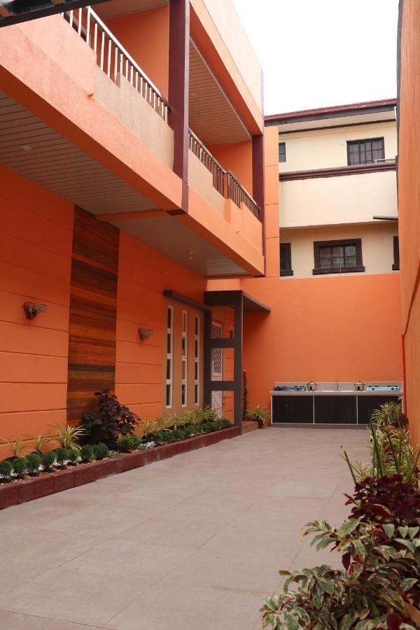 Anicia Guesthouse Rooms Paranaque City Exterior photo