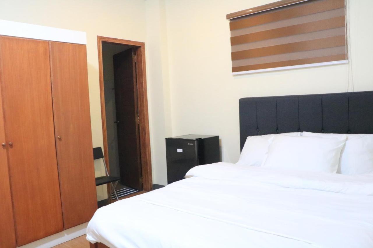 Anicia Guesthouse Rooms Paranaque City Exterior photo